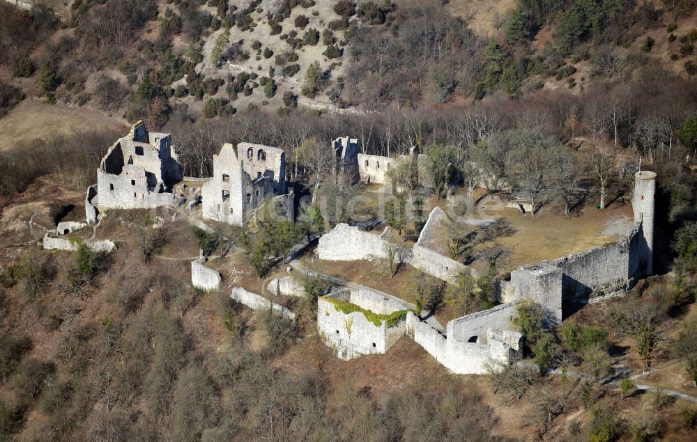 Luftbild Gössenheim - Ruine und Mauerreste der Burgruine Homburg in Gössenheim im Bundesland Bayern, Deutschland