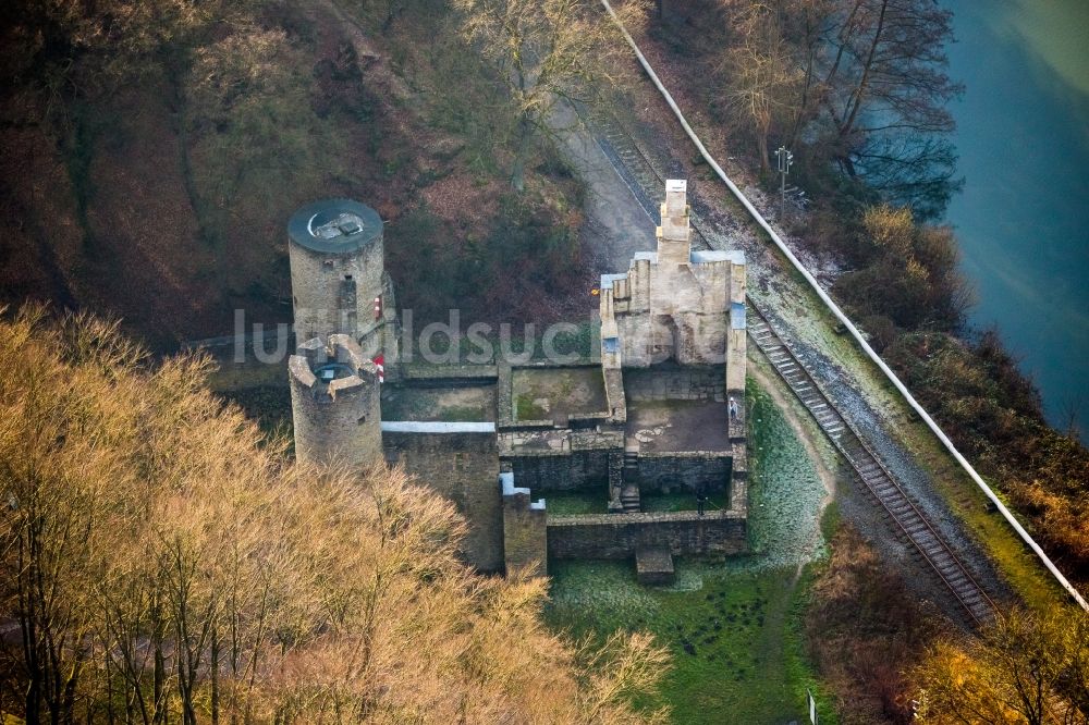 Luftaufnahme Witten - Ruine und Mauerreste der ehemaligen Burganlage der Veste Burg Hardenstein in Witten im Bundesland Nordrhein-Westfalen