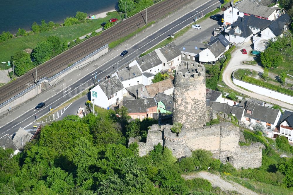 Oberdiebach von oben - Ruine und Mauerreste der ehemaligen Burganlage der Veste Fürstenberg in Oberdiebach im Bundesland Rheinland-Pfalz, Deutschland