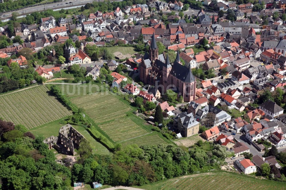 Luftbild Oppenheim - Ruine und Mauerreste der ehemaligen Burganlage der Veste Landskrone über der Stadt Oppenheim im Bundesland Rheinland-Pfalz, Deutschland