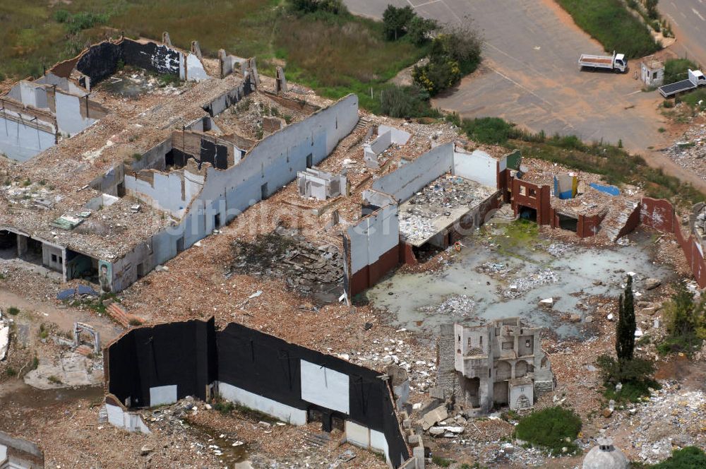 Johannesburg aus der Vogelperspektive: Ruine nahe des FNB-Stadions in Johannesburg