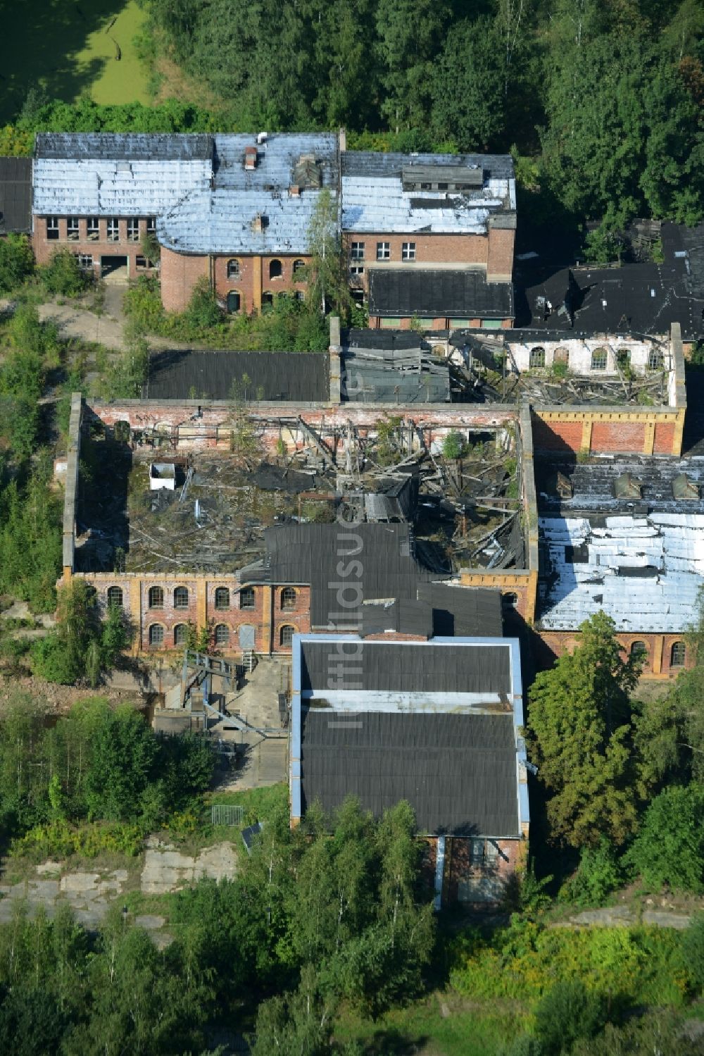 Luftbild Wolkenburg - Ruine der Papierfabrik in Wolkenburg im Bundesland Sachsen