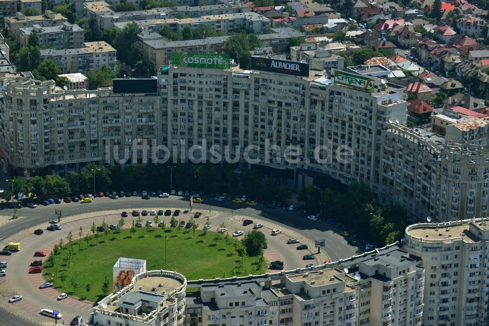 Luftbild Bukarest - Runder Platz des Piata Alba Iulia im Stadtzentrum der Hauptstadt Bukarest in Rumänien