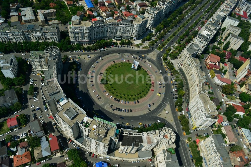 Bukarest aus der Vogelperspektive: Runder Platz des Piata Alba Iulia im Stadtzentrum der Hauptstadt Bukarest in Rumänien