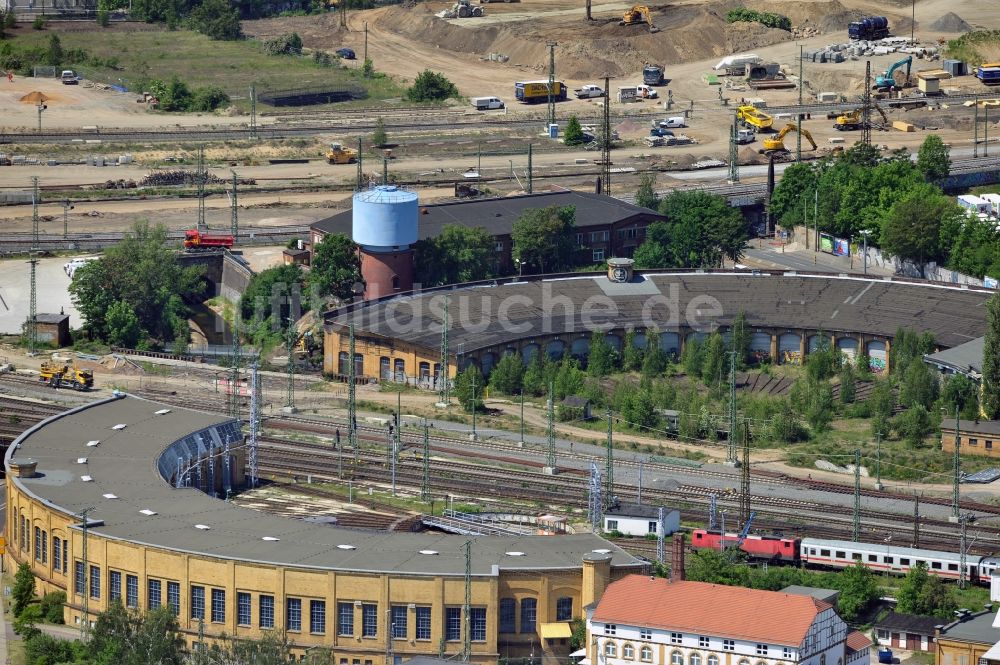 Luftaufnahme Leipzig - Rundlokschuppen der Deutschen Bahn in Leipzig im Bundesland Sachsen