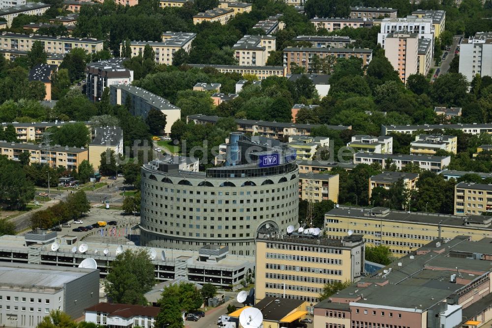 Warschau Mokotow von oben - Rundneubau des Fernsehsenders und Rundfunkhauses TVP in Warschau in Polen