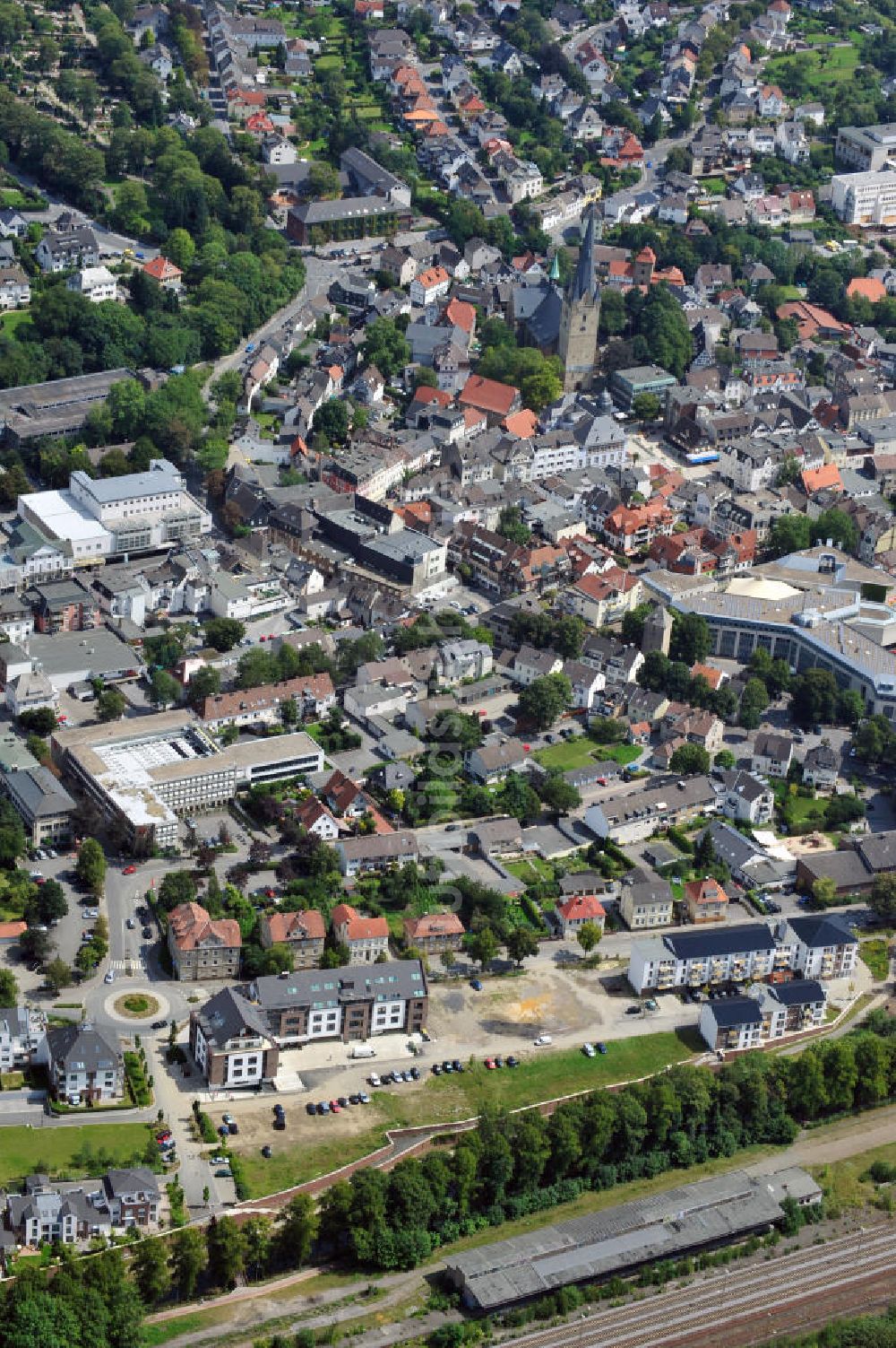 Menden von oben - Ärztehaus in Menden / Nordrhein-Westfalen