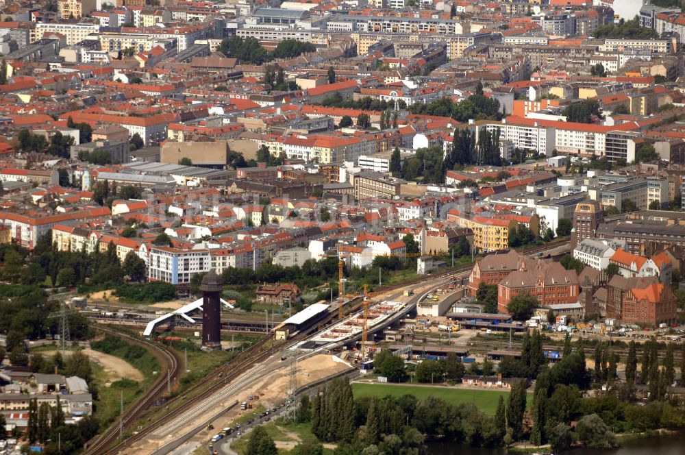 Berlin von oben - S-Bahnhof Ostkreuz in Friedrichshain-Kreuzberg