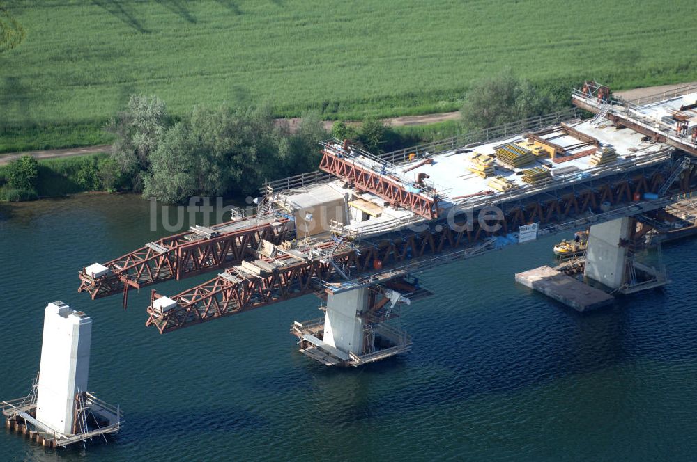 Luftaufnahme Rattmannsdorf - Saale-Elster-Talbrücke über den Rattmannsdorfer See