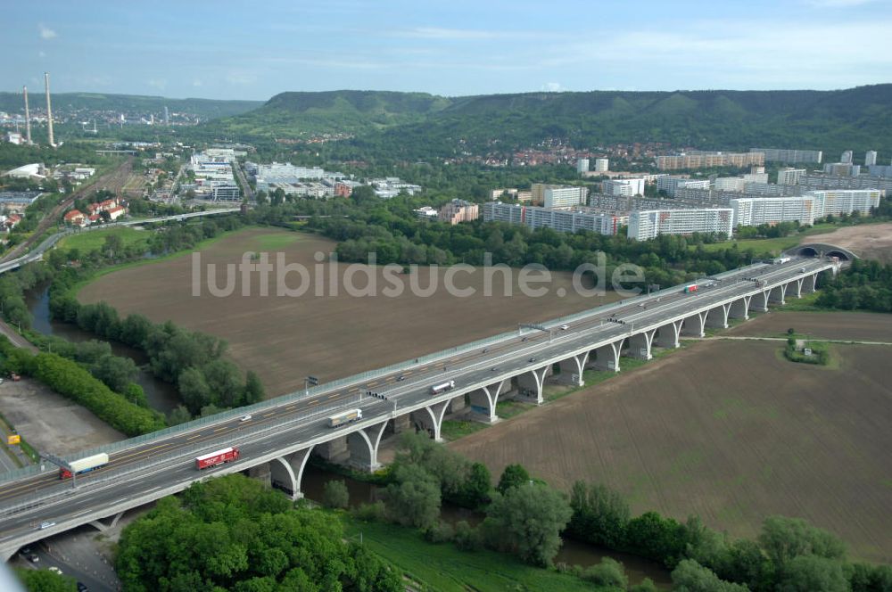 Jena aus der Vogelperspektive: Saalebrücke der Autobahn A4 bei Jena