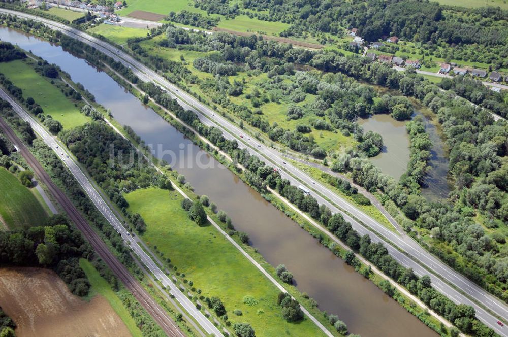 Mechern aus der Vogelperspektive: Saarverlauf bei Mechern