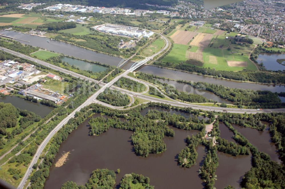 Rehlingen aus der Vogelperspektive: Saarverlauf bei Rehlingen