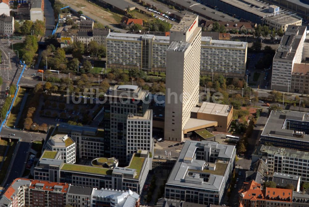 Leipzig aus der Vogelperspektive: Sachsen Landesbank sowie Stadt - und Kreissparkasse Leipzig mit Blick auf das Hotel The Westin Leipzig