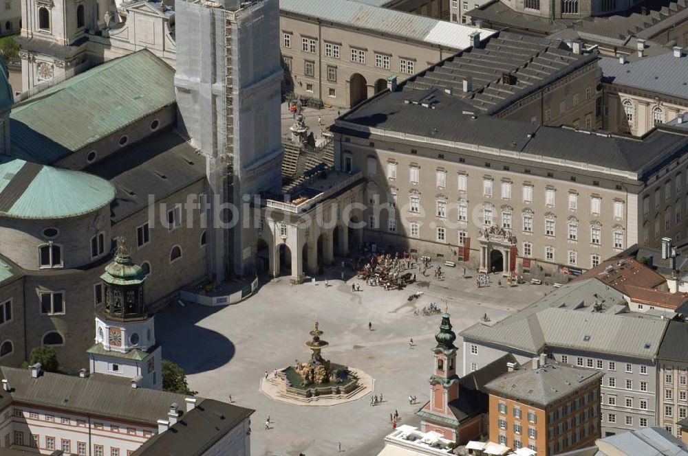 Salzburg von oben - Salzburger Dom und Residenzplatz