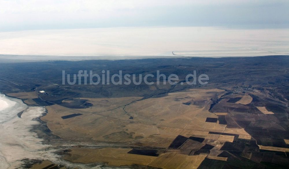 Luftaufnahme Sereflikochisar - Salzsee Tuz Gölü bei Sereflikochisar in der Provinz / Il Ankara in der Türkei / Türkiye