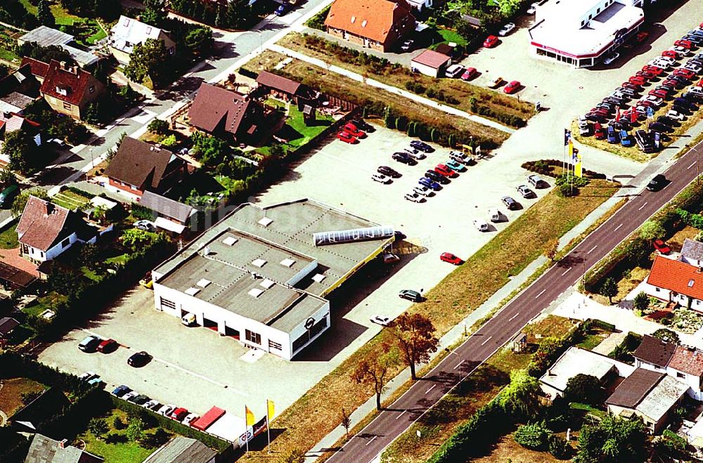 Salzwedel / Sachsen-Anhalt aus der Vogelperspektive: Salzwedel / Sachsen-Anhalt Blick auf das OPEL-Autohaus in Salzwedel / Sachsen-Anhalt Adresse: Autohaus Altmark GmbH Arendseer Str