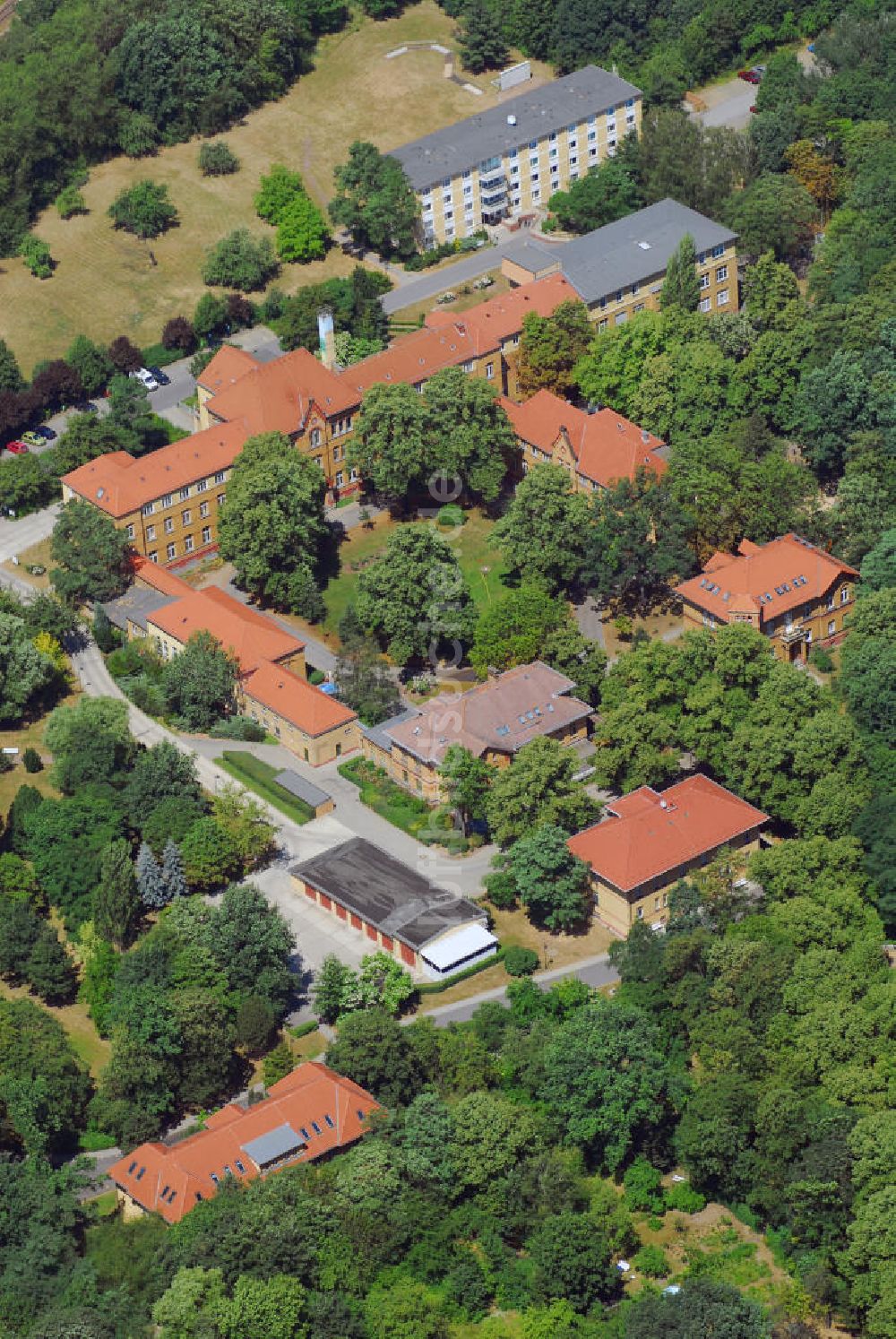 Berlin aus der Vogelperspektive: Sana Klinikum Lichtenberg Standort Lindenhof Berlin