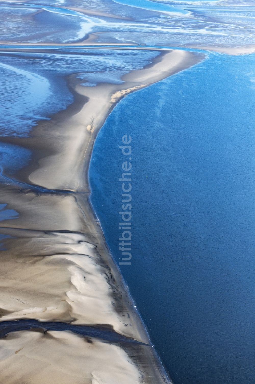 Luftaufnahme Sankt Peter-Ording - Sandbank- Landfläche in der Meeres- Wasseroberfläche der Nordsee in Tating im Bundesland Schleswig-Holstein