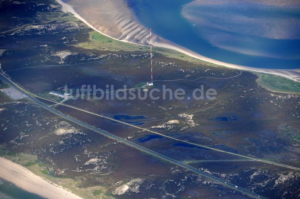 Hörnum (Sylt) von oben - Sandstrand- Landschaft an der Nordsee in Hörnum (Sylt) im Bundesland Schleswig-Holstein