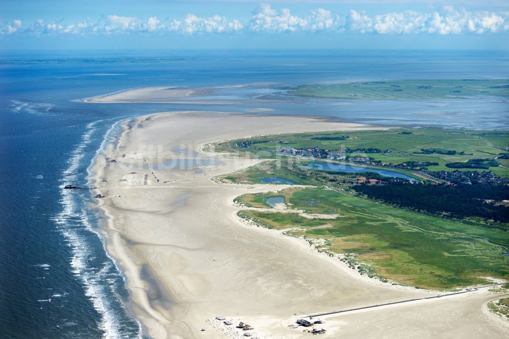 Luftbild Sankt Peter-Ording - Sandstrand- Landschaft an der Nordsee - Küste im Ortsteil Sankt Peter-Ording in Sankt Peter-Ording im Bundesland Schleswig-Holstein