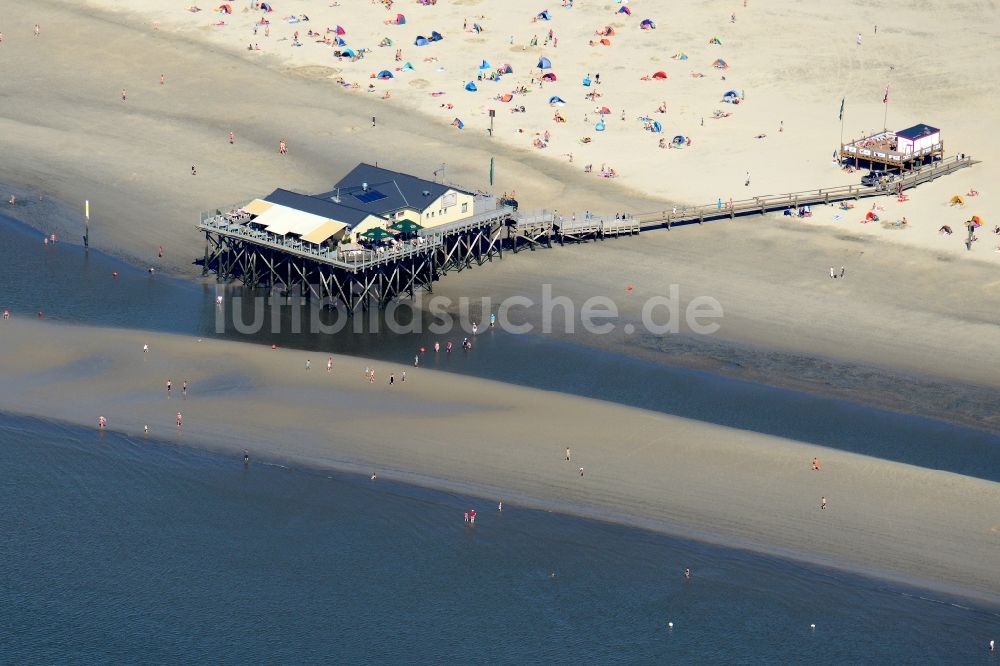 Luftaufnahme Sankt Peter-Ording - Sandstrand- Landschaft an der Nordsee- Küste in Sankt Peter-Ording im Bundesland Schleswig-Holstein