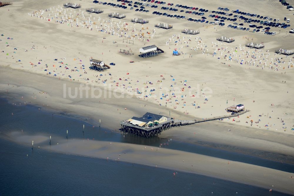 Sankt Peter-Ording von oben - Sandstrand- Landschaft an der Nordsee- Küste in Sankt Peter-Ording im Bundesland Schleswig-Holstein