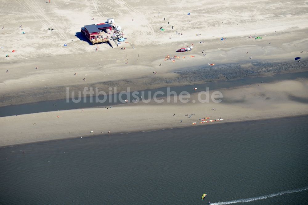 Sankt Peter-Ording aus der Vogelperspektive: Sandstrand- Landschaft an der Nordsee- Küste in Sankt Peter-Ording im Bundesland Schleswig-Holstein