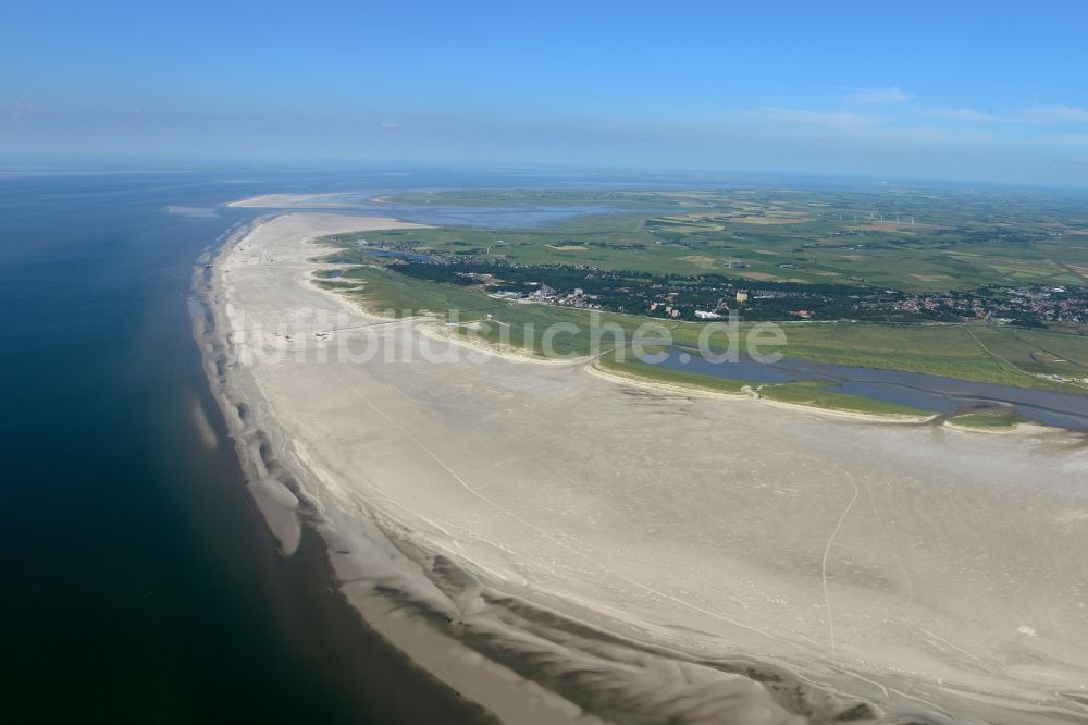 Sankt Peter-Ording von oben - Sandstrand- Landschaft an der Nordsee- Küste in Sankt Peter-Ording im Bundesland Schleswig-Holstein