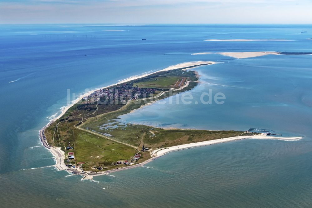 Luftbild Wangerooge - Sandstrand- Landschaft an der Nordsee- Küste in Wangerooge im Bundesland Niedersachsen