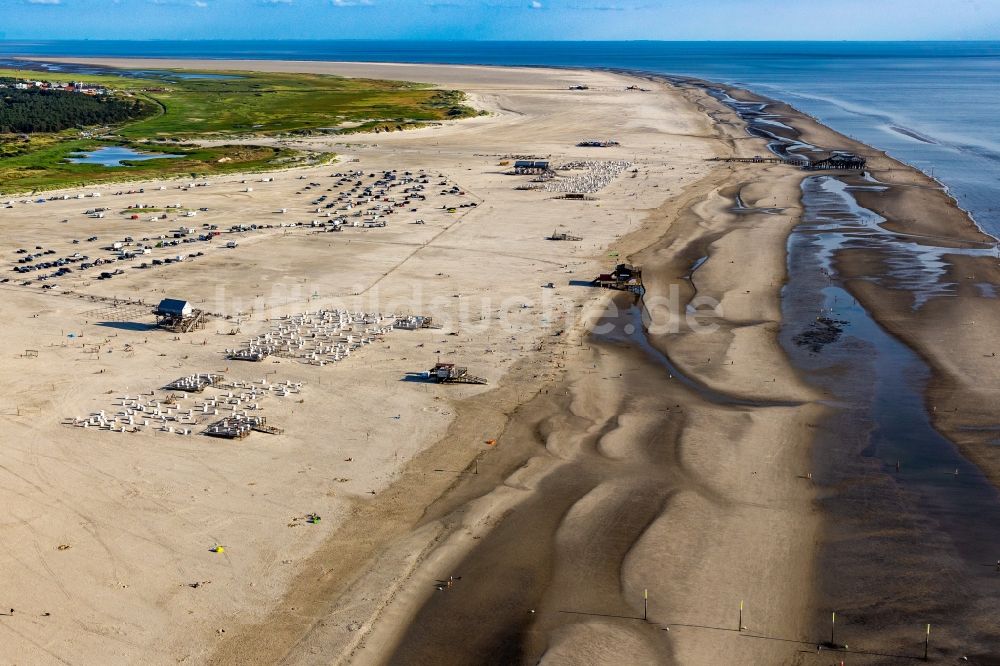 Sankt Peter-Ording von oben - Sandstrand- Landschaft der Nordsee in Sankt Peter-Ording im Bundesland Schleswig-Holstein, Deutschland