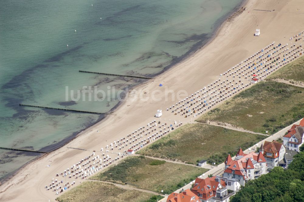 Luftbild Rostock - Sandstrand- Landschaft im Ortsteil Warnemünde in Rostock im Bundesland Mecklenburg-Vorpommern, Deutschland