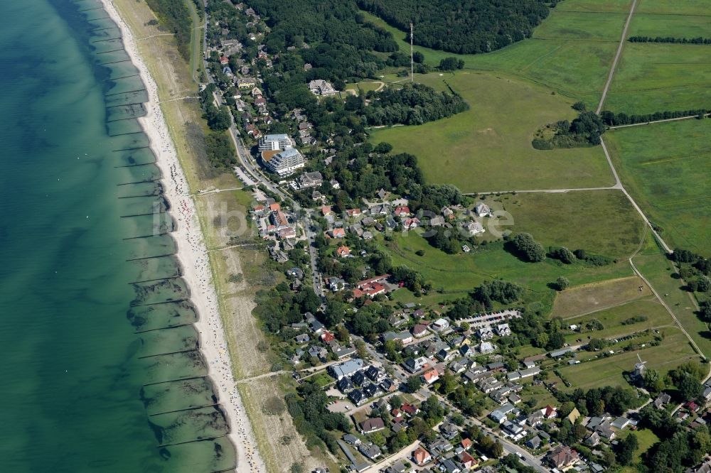 Luftbild Ahrenshoop - Sandstrand- Landschaft an der Ostsee in Ahrenshoop im Bundesland Mecklenburg-Vorpommern