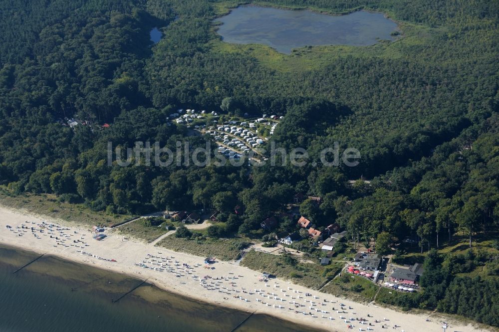 Luftaufnahme Ückeritz - Sandstrand- Landschaft an der Ostsee in Ückeritz im Bundesland Mecklenburg-Vorpommern