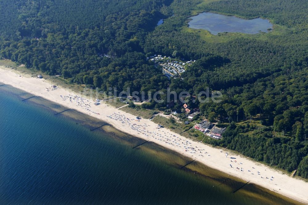 Luftbild Ückeritz - Sandstrand- Landschaft an der Ostsee in Ückeritz im Bundesland Mecklenburg-Vorpommern