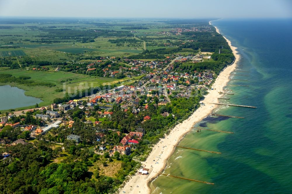 Niechorze Horst von oben - Sandstrand- Landschaft an der Ostsee in Niechorze Horst in Westpommern, Polen