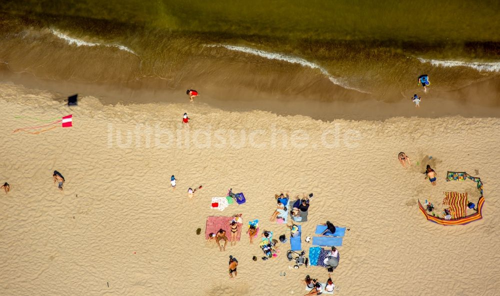 Niechorze Horst von oben - Sandstrand- Landschaft an der Ostsee in Niechorze Horst in Westpommern, Polen