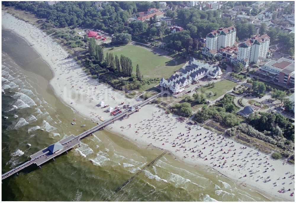 Luftaufnahme Seebad Heringsdorf - Sandstrand- Landschaft der Ostsee in Seebad Heringsdorf im Bundesland Mecklenburg-Vorpommern, Deutschland