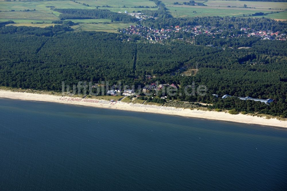 Trassenheide von oben - Sandstrand- Landschaft an der Ostsee in Trassenheide im Bundesland Mecklenburg-Vorpommern