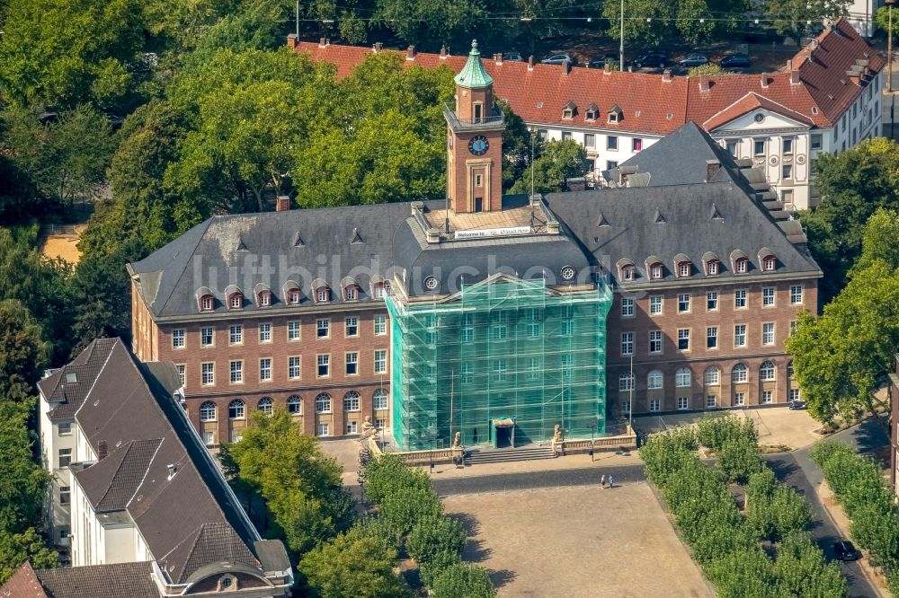 Herne aus der Vogelperspektive: Sanierung der Gebäude der Stadtverwaltung - Rathaus in Herne im Bundesland Nordrhein-Westfalen, Deutschland