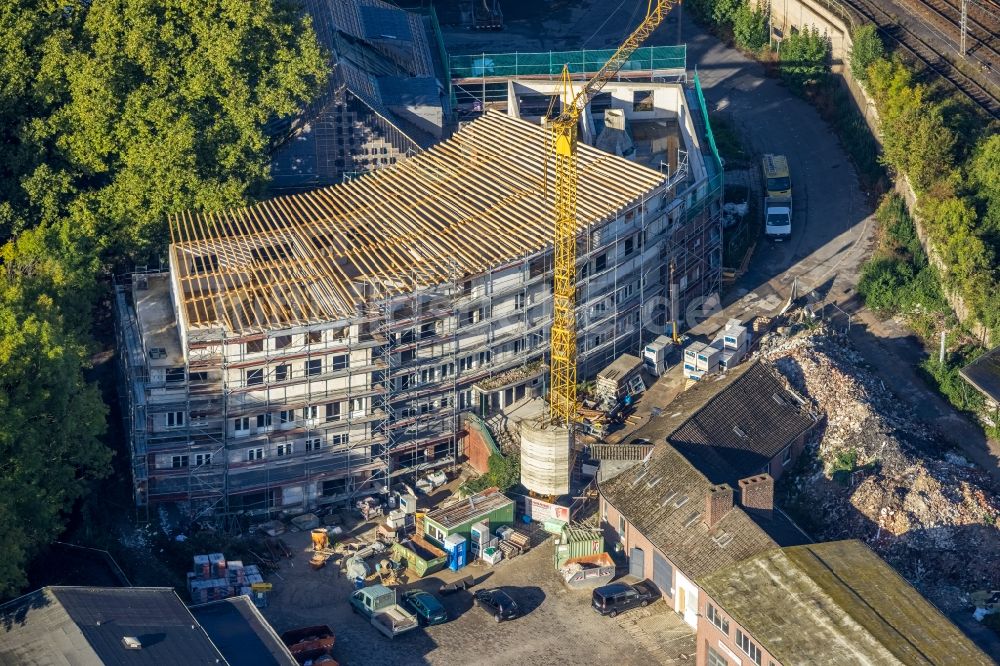 Herne von oben - Sanierung eines Gebäudekomplexes der Heitkamp-Villa an der Langekampstraße in Herne im Bundesland Nordrhein-Westfalen, Deutschland