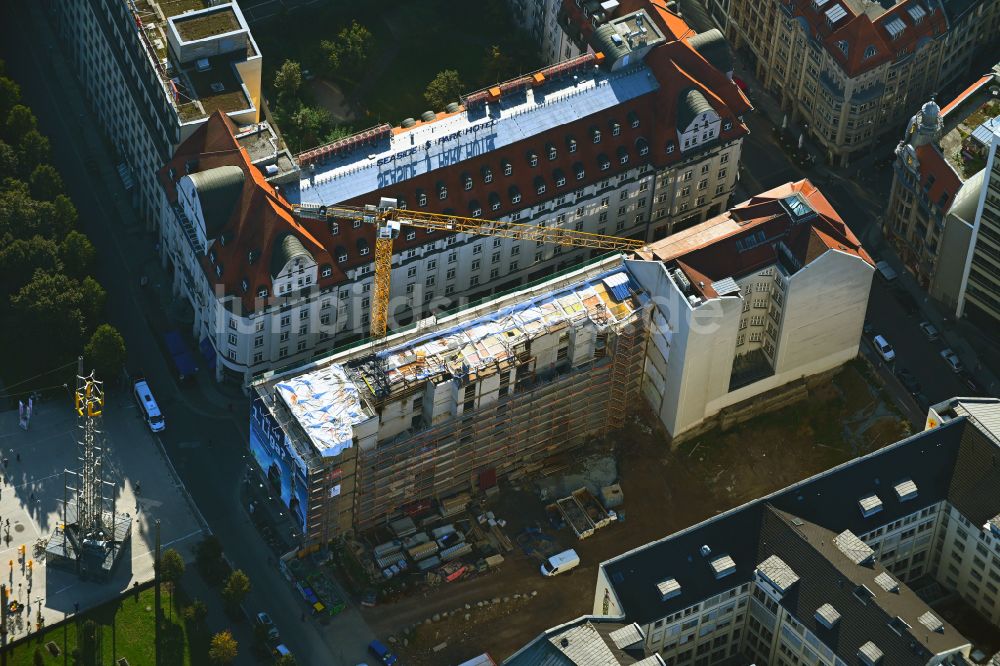 Leipzig von oben - Sanierung eines Gebäudekomplexes des Projekts Harmelinquartier im Ortsteil Zentrum in Leipzig im Bundesland Sachsen, Deutschland