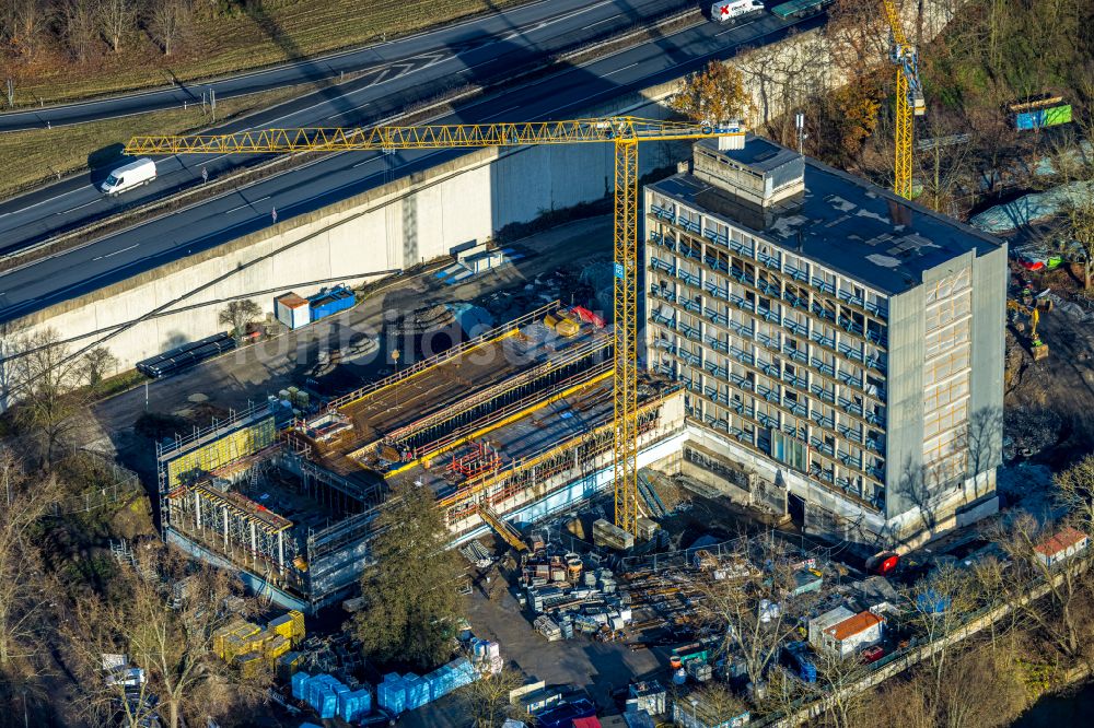 Luftbild Arnsberg - Sanierung des Hochhaus- Gebäude der Stadtverwaltung - Rathaus in Arnsberg im Bundesland Nordrhein-Westfalen, Deutschland