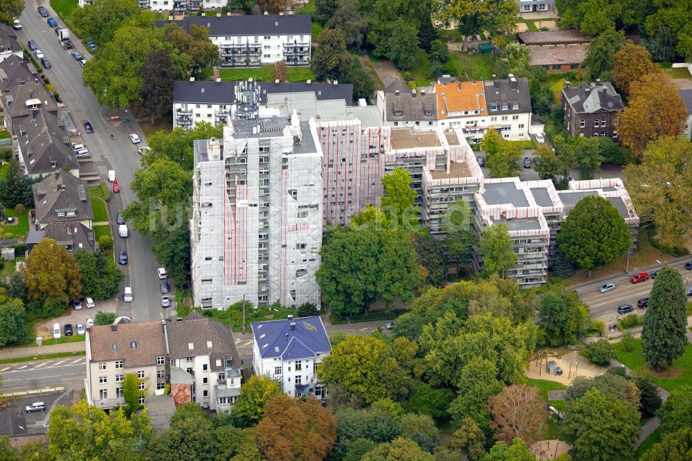 Luftaufnahme Dortmund - Sanierung Hochhaus- Gebäude im Wohngebiet an der Bürgerstraße in Dortmund im Bundesland Nordrhein-Westfalen, Deutschland