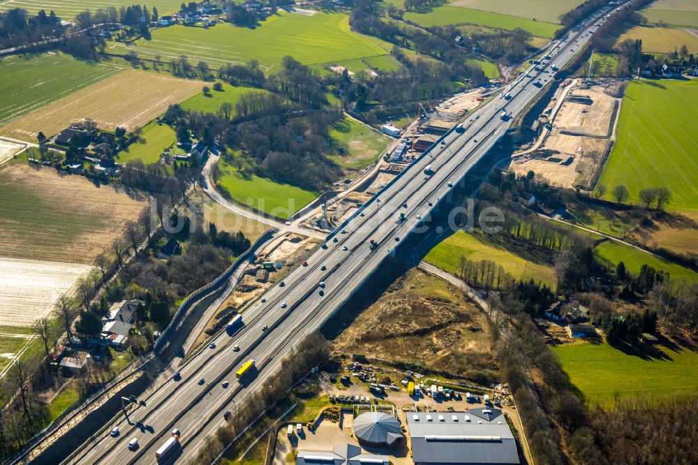 Unna von oben - Sanierung und Instandsetzung des Autobahn- Brückenbauwerk Liedbachtalbrücke BAB A1 in Unna im Bundesland Nordrhein-Westfalen, Deutschland