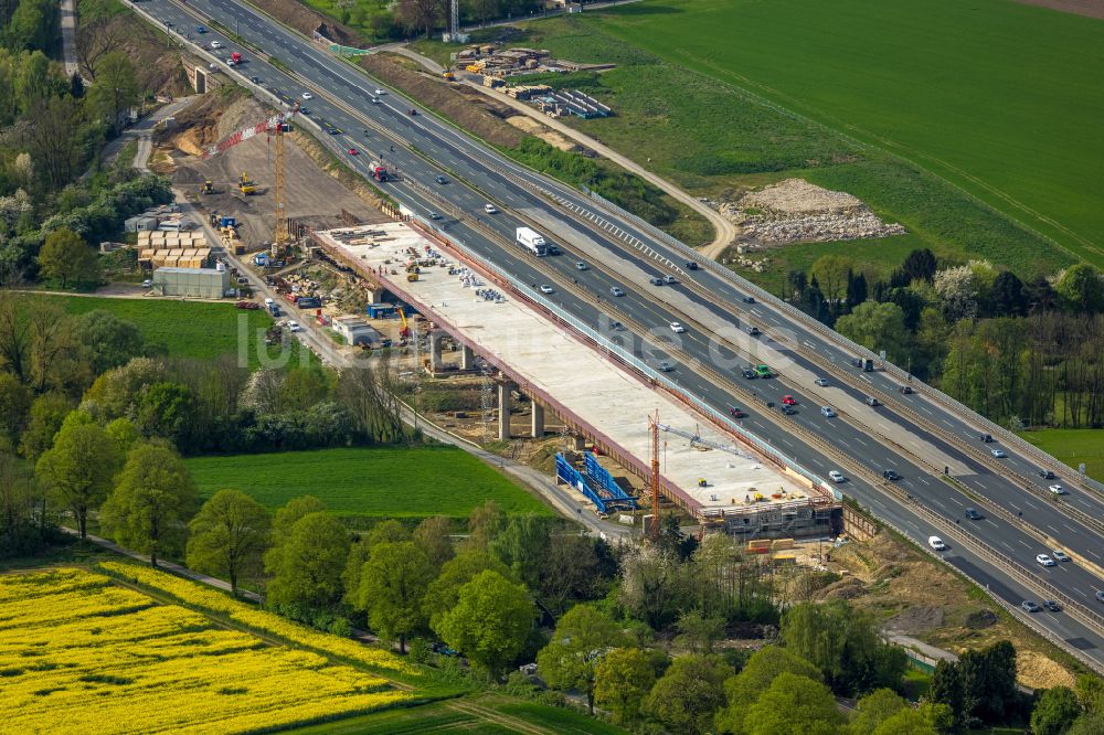 Unna aus der Vogelperspektive: Sanierung und Instandsetzung des Autobahn- Brückenbauwerk Liedbachtalbrücke BAB A1 in Unna im Bundesland Nordrhein-Westfalen, Deutschland