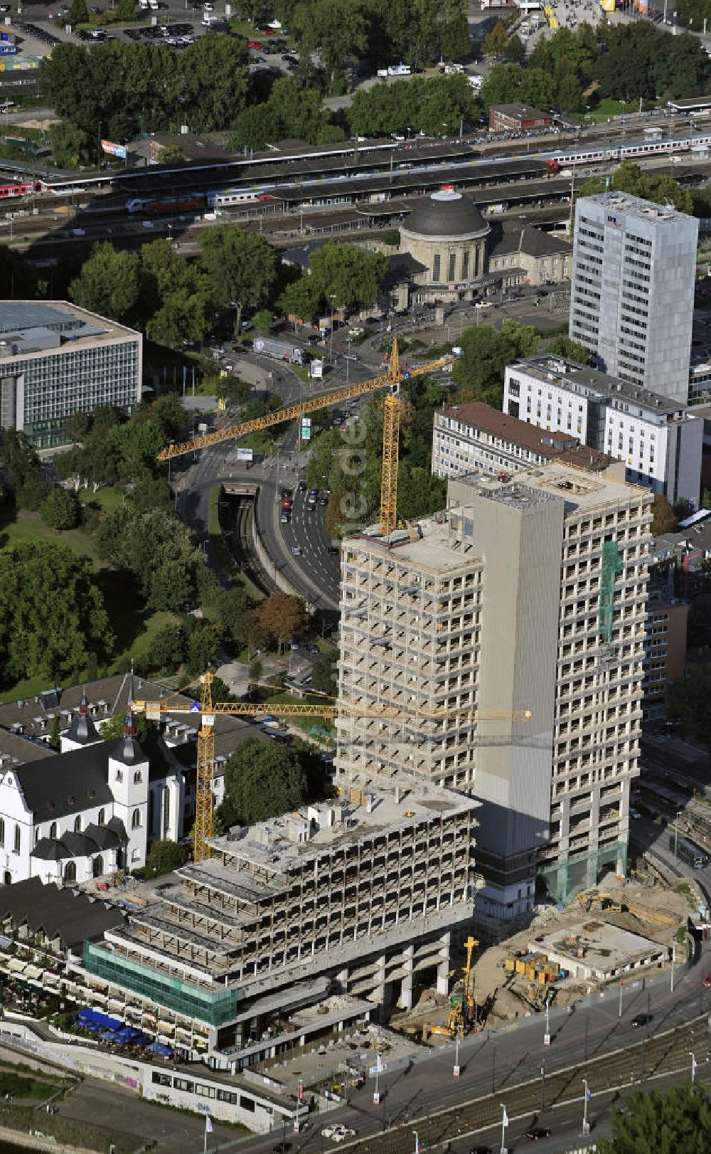 Köln von oben - Sanierung maxCologne Köln