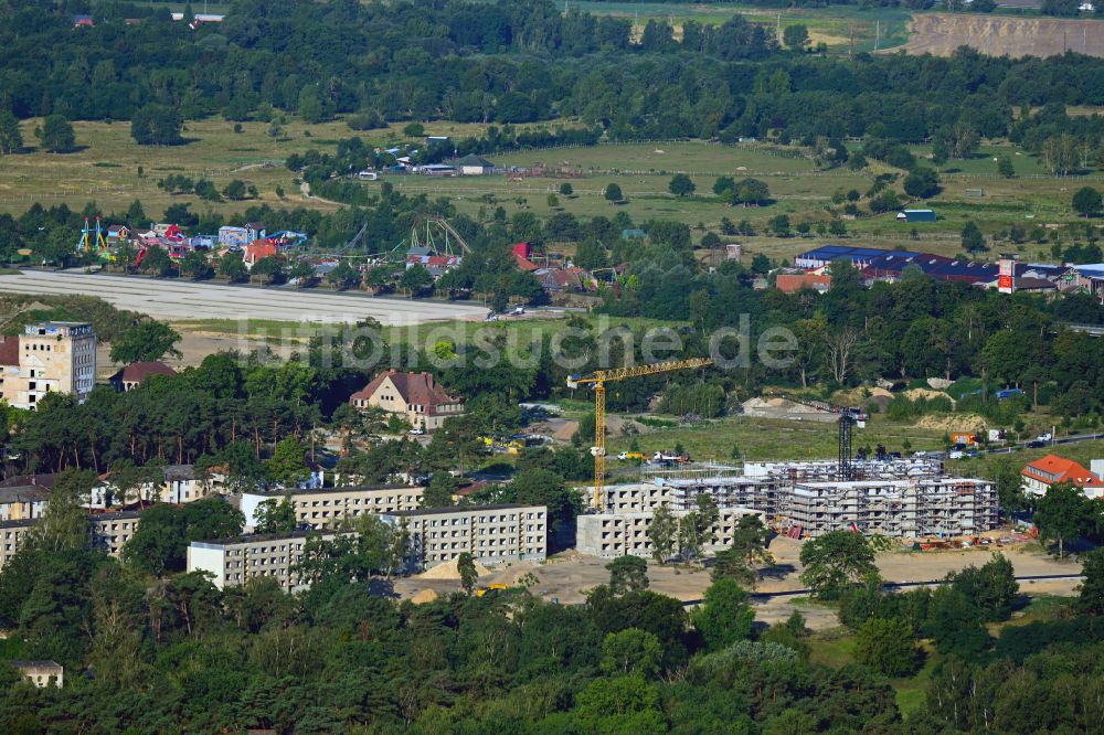 Luftaufnahme Wustermark - Sanierung und Modernisierung einer Plattenbau- Hochhaus- Wohnsiedlung im Ortsteil Elstal in Wustermark im Bundesland Brandenburg, Deutschland