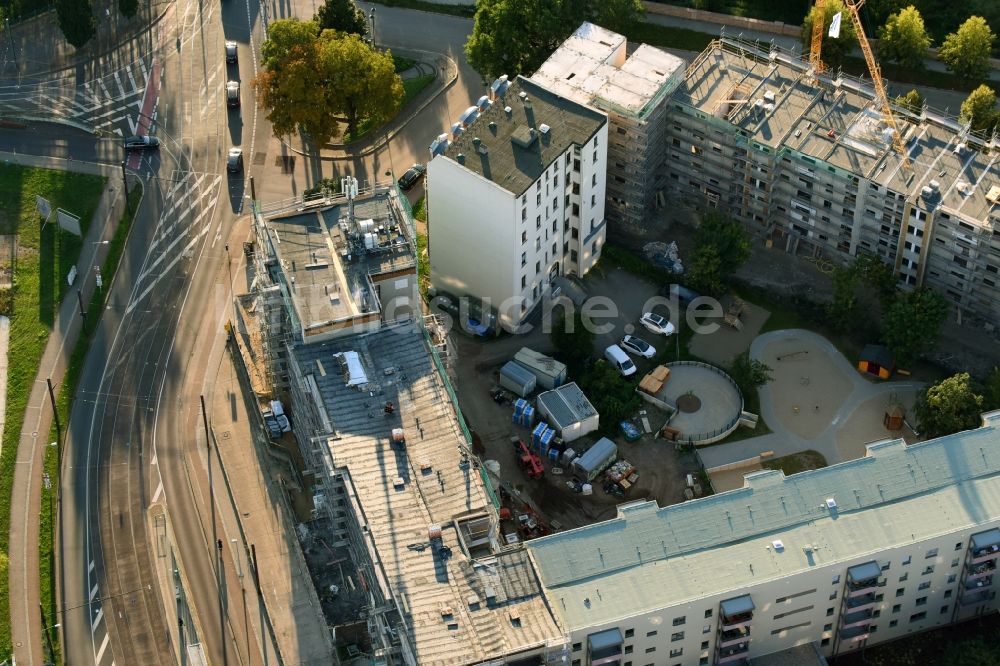 Magdeburg von oben - Sanierung und Modernisierung einer Plattenbau- Wohnsiedlung der impars Immobiliengesellschaft mbH an der Bandwirkerstraße in Magdeburg im Bundesland Sachsen-Anhalt, Deutschland