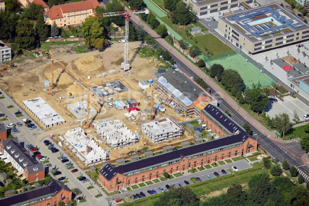 Luftaufnahme Potsdam - Sanierung und Schaffung von Wohnraum auf dem Gelände der ehemaligen Ruinenbergkaserne in der Jägervorstadt in Potsdam im Bundesland Brandenburg