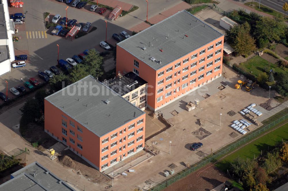 Luftaufnahme Magdeburg - Sanierung Sport-Sekundarschule Hans Schellheimer / Grundschule Am Brückfeld in Magdeburg